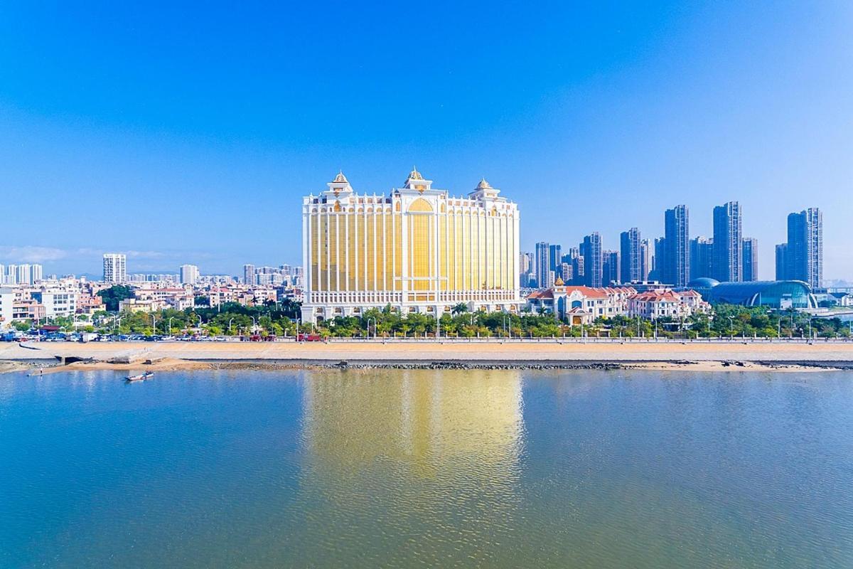 Royal Seaside Hotel And Hot Springs Xiamen Exterior photo
