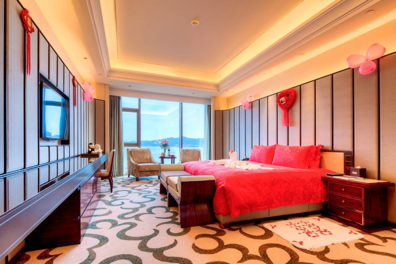 Royal Seaside Hotel And Hot Springs Xiamen Exterior photo