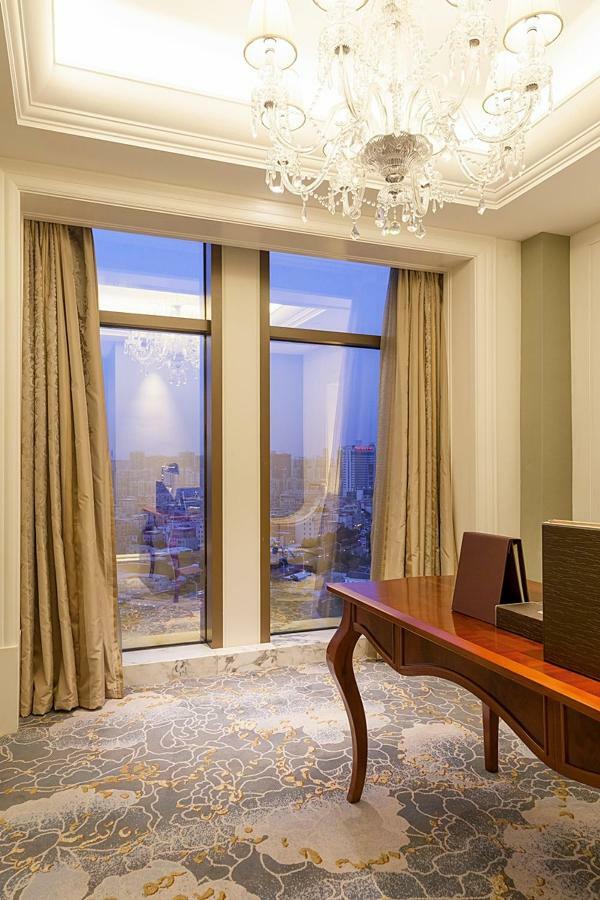 Royal Seaside Hotel And Hot Springs Xiamen Exterior photo