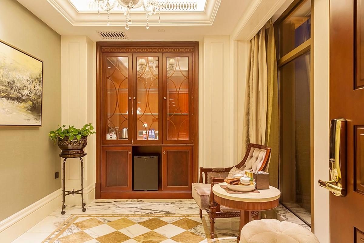 Royal Seaside Hotel And Hot Springs Xiamen Exterior photo